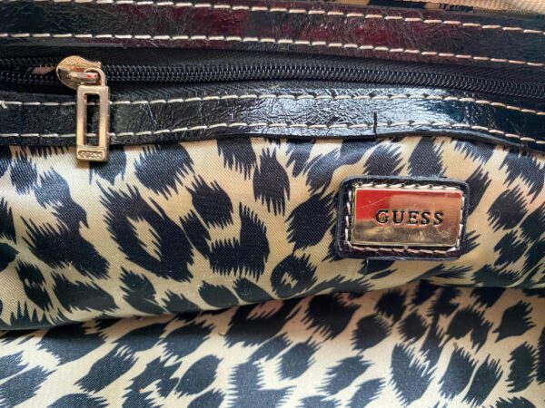 Mini vintage Guess bag super flexible - Image 9