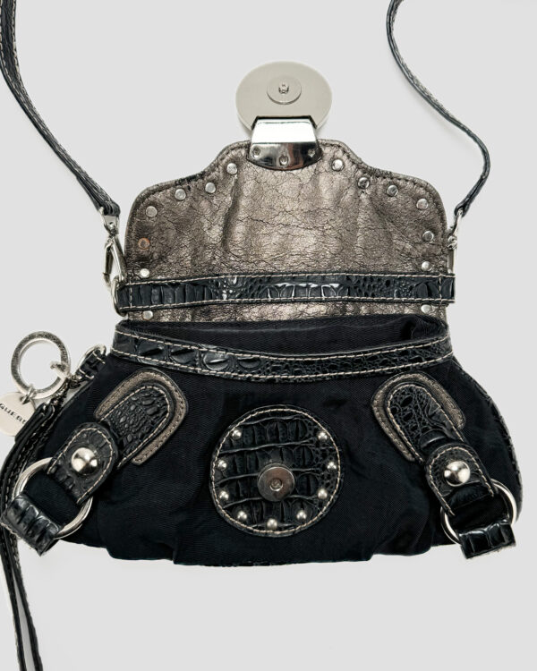 Sophisticated vintage Guess crossbody bag - Image 5