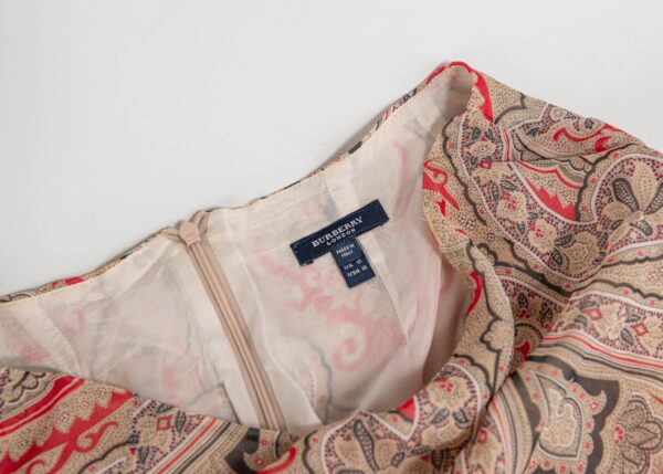 Vintage Burberry silk skirt - Image 3