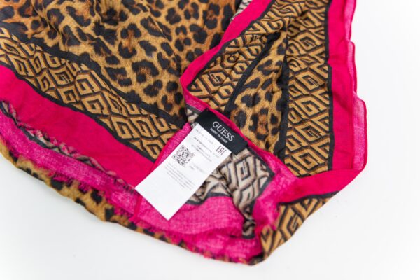 Foulard Guess animal print - Image 5