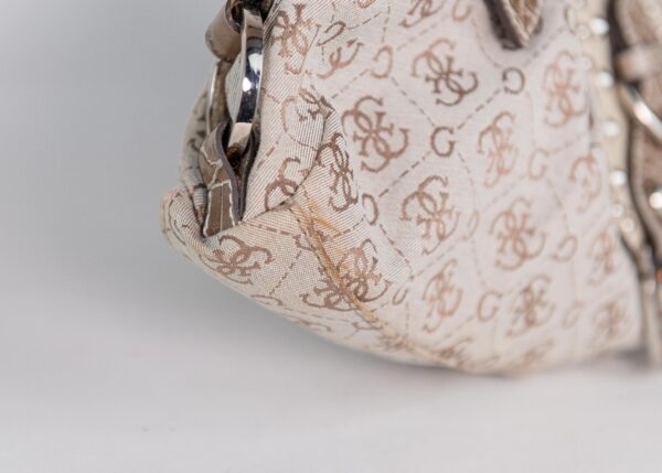 Diamond G Guess vintage bag - Image 6